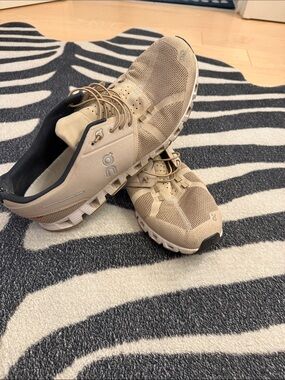 On Men’s Cloud Size 13